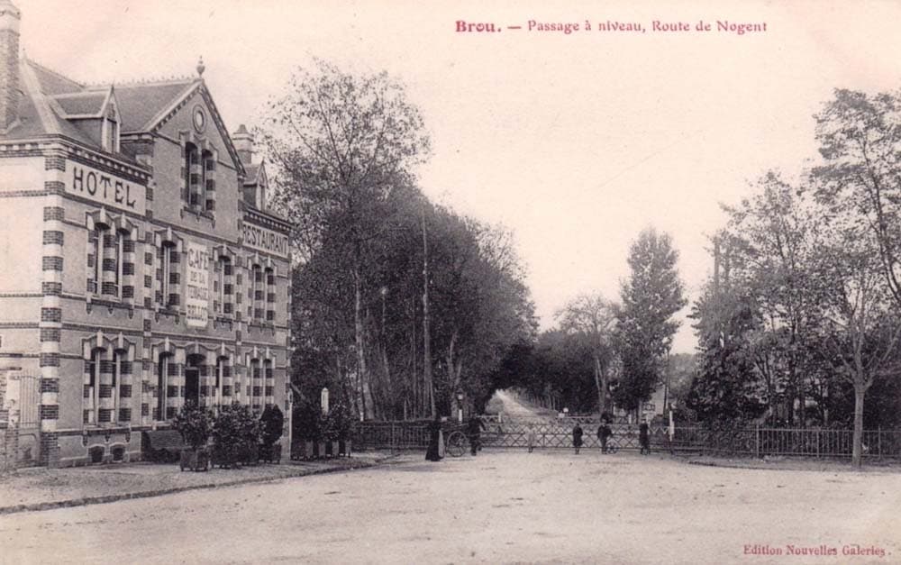 Un Caf� de la Terrasse � Brou