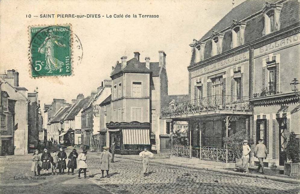 Un Caf� de la Terrasse � Saint-Pierre-sur-Dives
