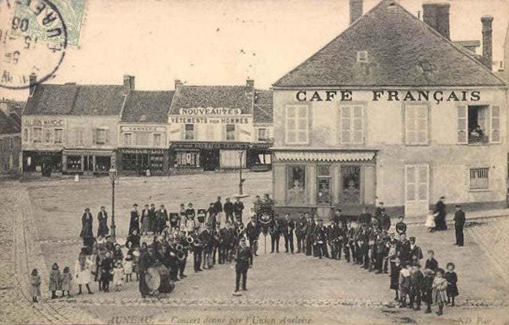 Un Caf� Fran�ais � Auneau