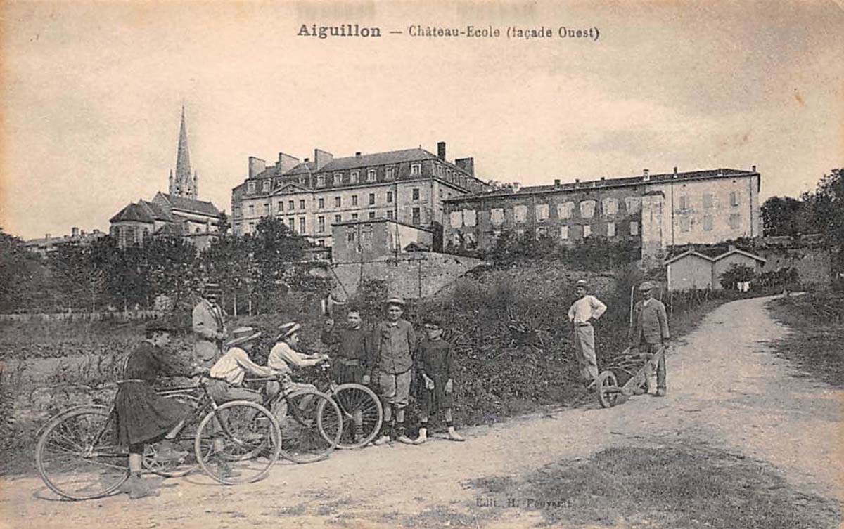 Aiguillon (Lot-et-Garonne - 47) - Ch�teau-Ecole (Fa�ade Ouest)