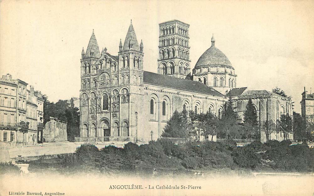 Angoul�me - La Cath�drale Saint-Pierre