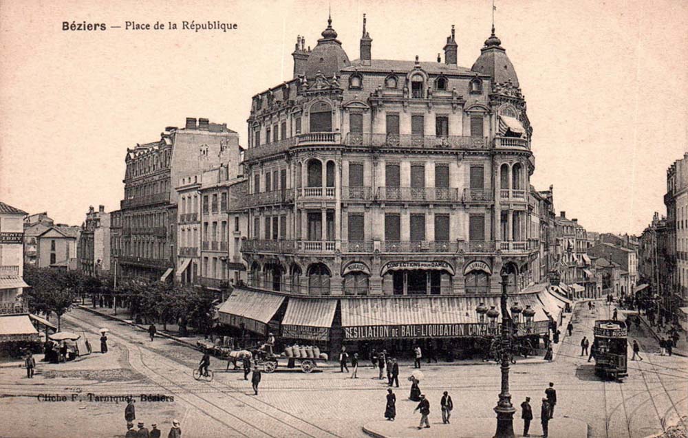 B�ziers (H�rault - 34) - Place de la R�publique