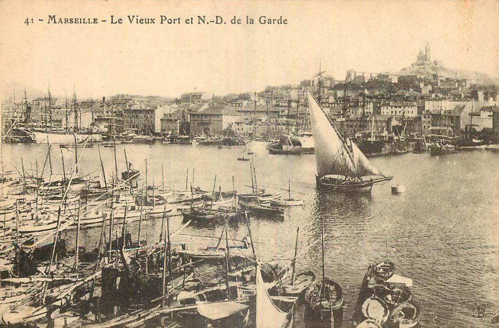 Marseille (Bouches-du-Rh�ne - 13) - Le Vieux Port et Notre-Dame de la Garde