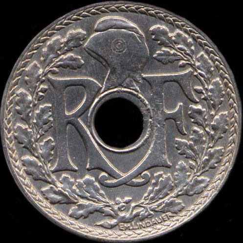10 centimes 1924 avec petit trou