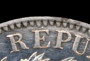 Variante avec accent sur pièce de 10 francs Hercule 1967