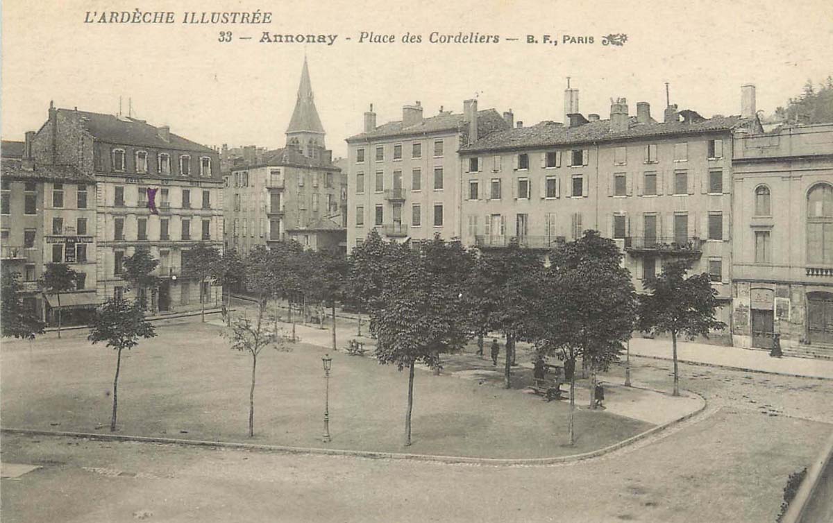 Annonay (07100 - Ard�che) - Place des Cordeliers