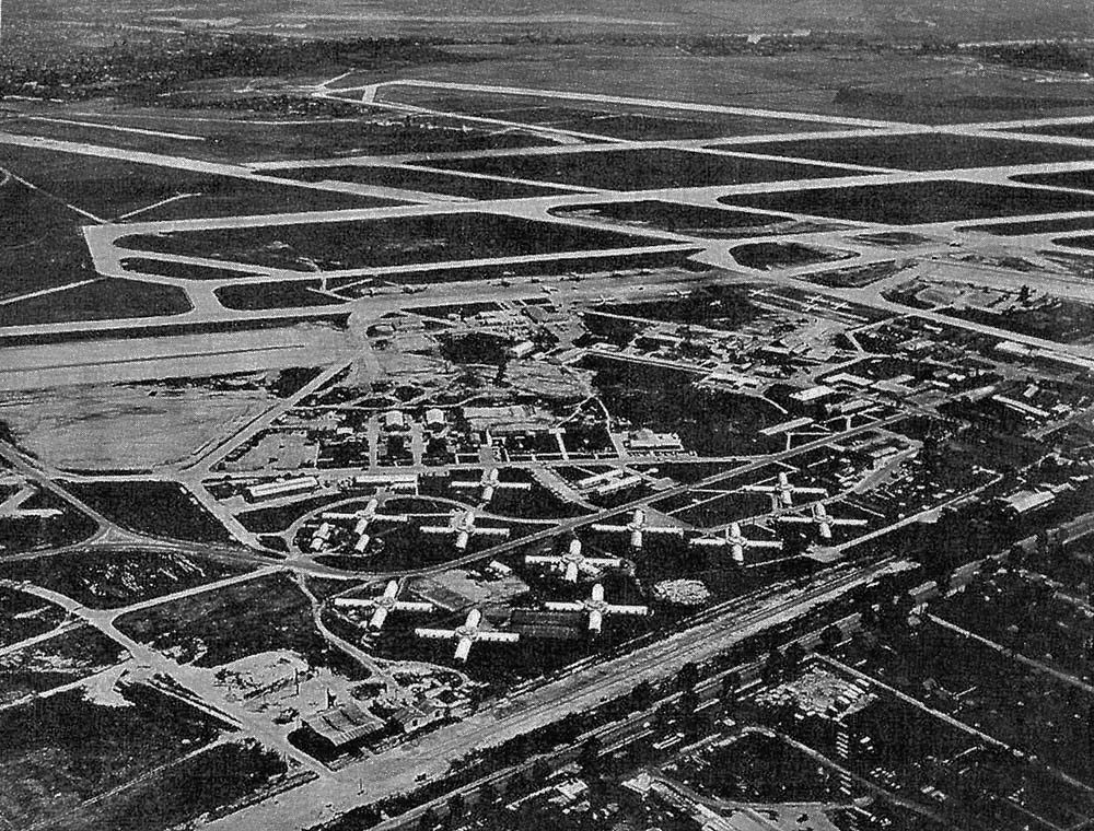 Base a�rienne d'Orly.