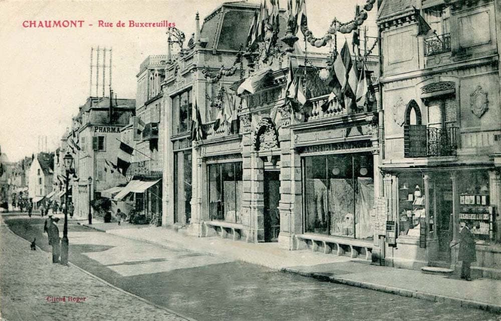 Chaumont (52000 - Haute-Marne) - Rue de Buxereuilles.