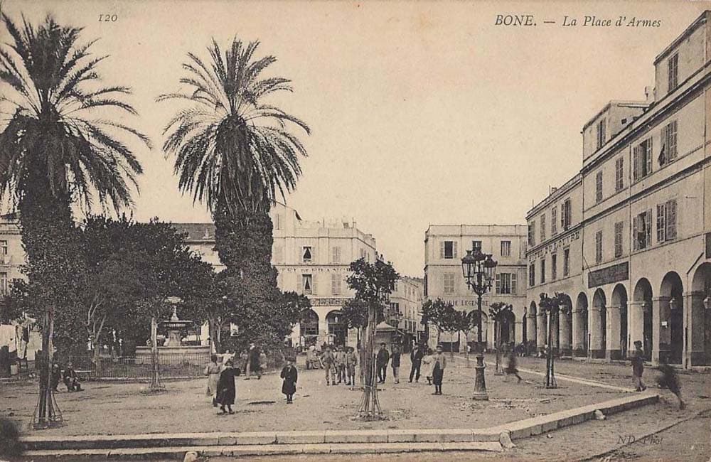 B�ne (Alg�rie) - La Place d'Armes