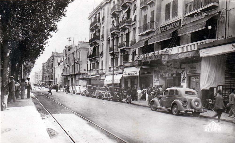 Tunis - L'Avenue Jules Ferry et le Capitole