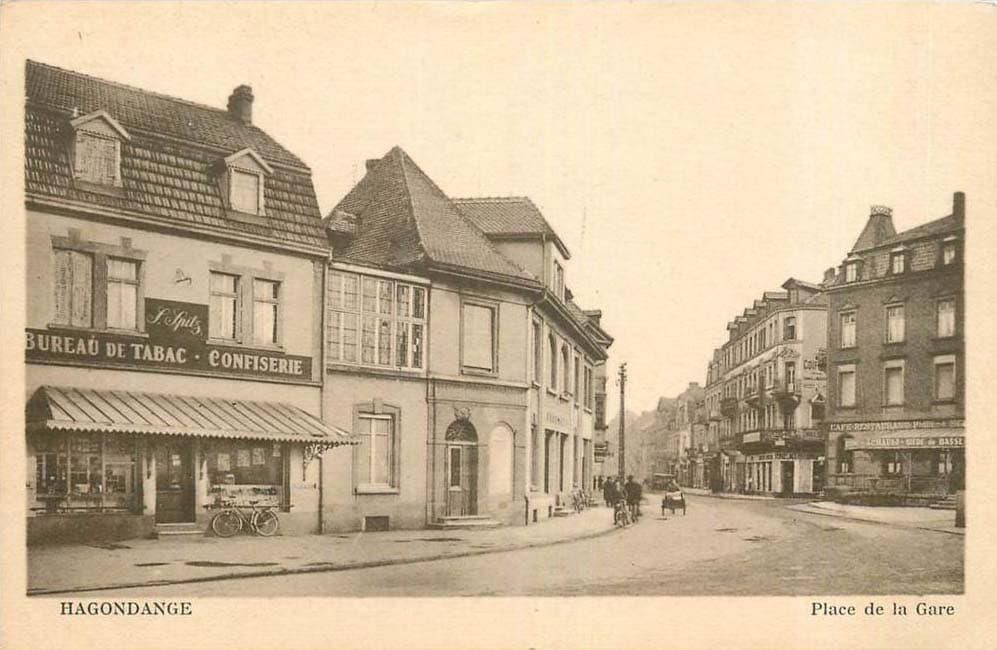Hagondange (57300 - Moselle) - Place de la Gare