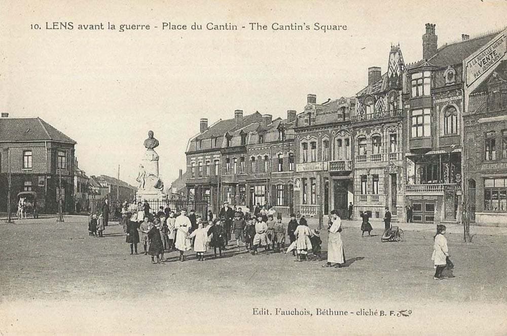 Lens (62300 - Pas-de-Calais) - Place du Cantin avant la guerre