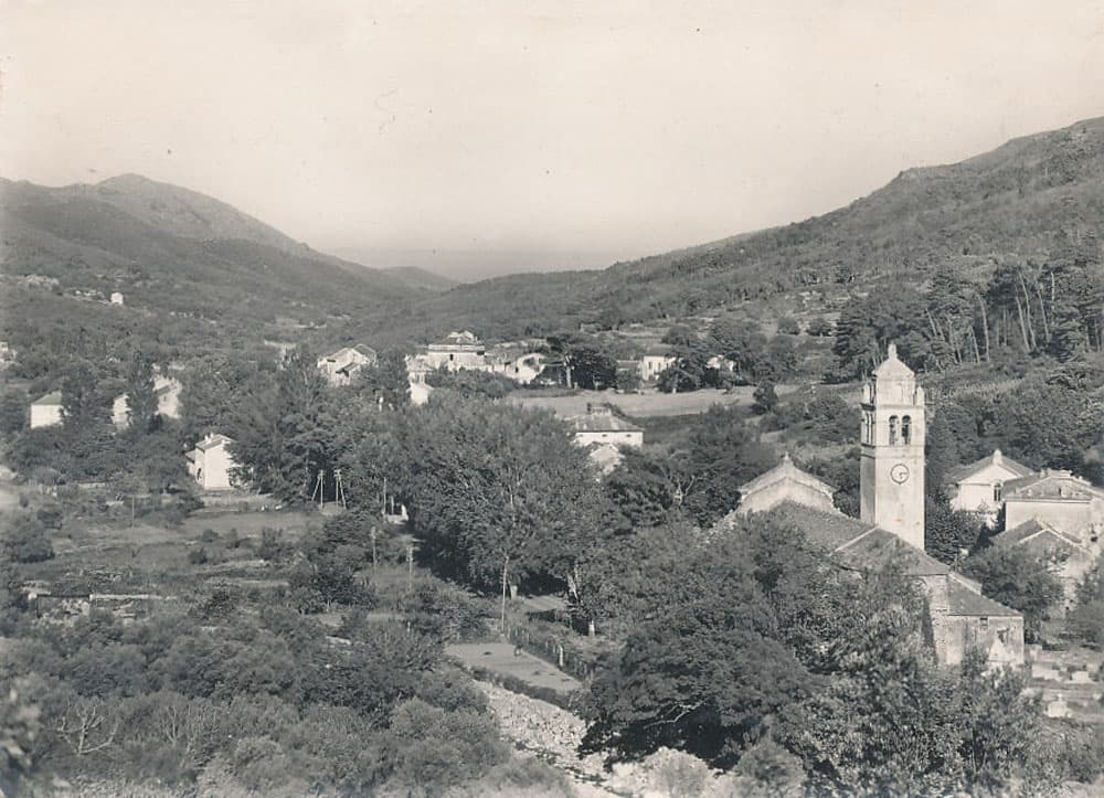 Luri (20228 - Haute-Corse) - Vue g�n�rale