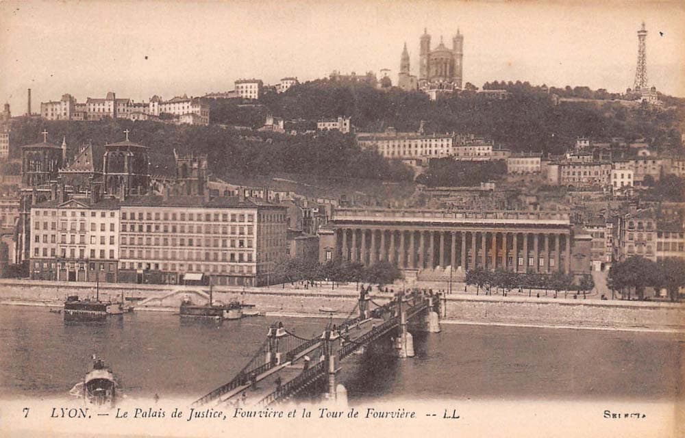 Lyon (69000 - Rh�ne) - Palais de Justice, Fourvi�re et la Tour de Fourvi�re