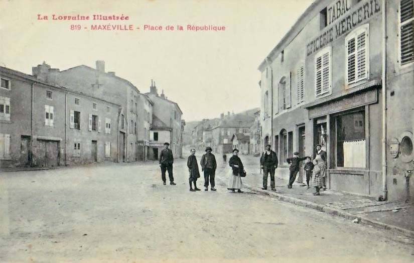 Maxeville (54320 - Meurthe-et-Moselle) - La Place de la R�publique
