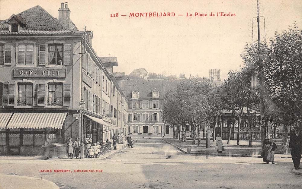 Montb�liard (25200 - Doubs) - La Place de l'Enclos