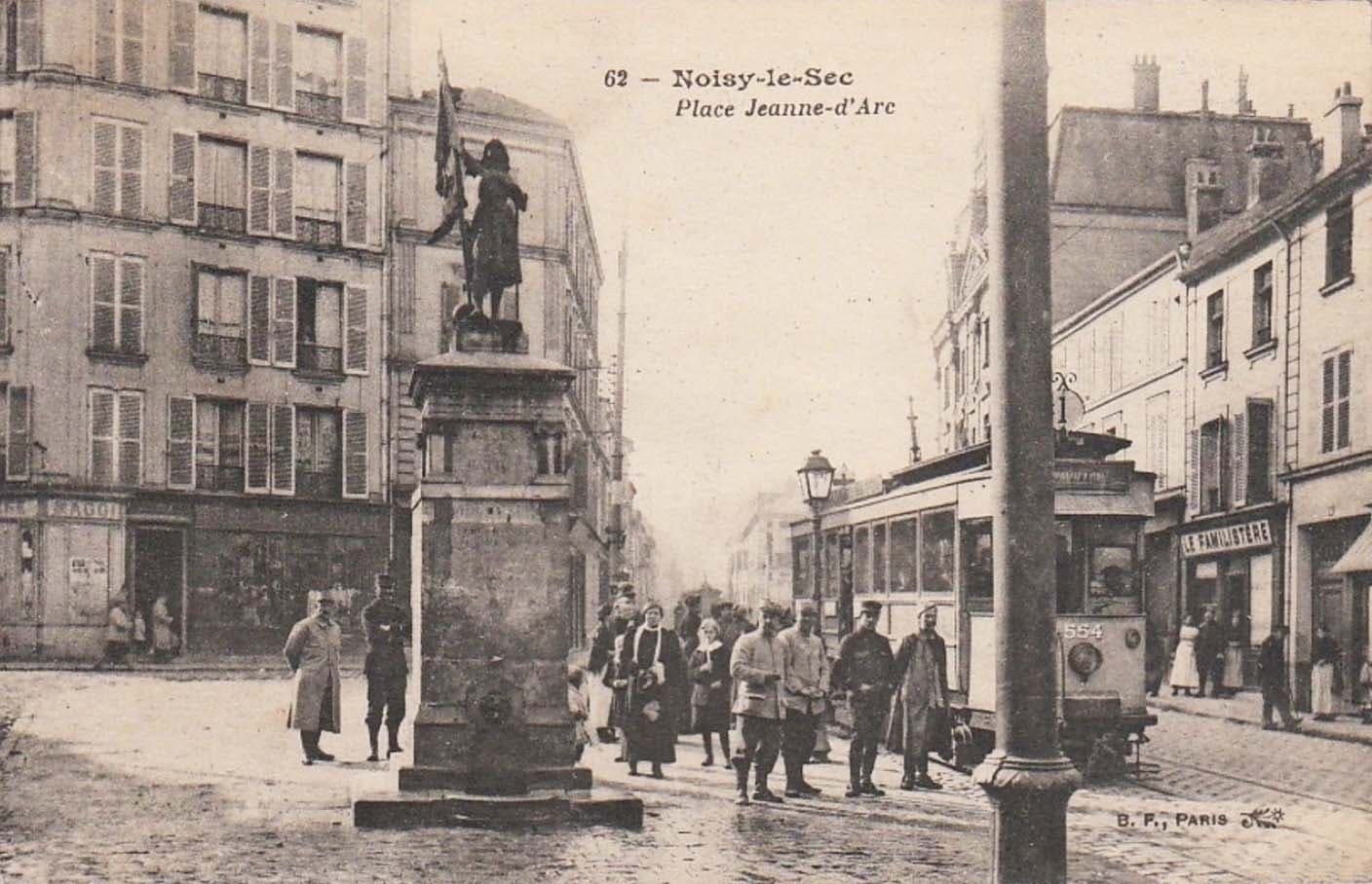 Noisy-le-Sec (93130 - Seine-Saint-Denis) - Place Jeanne d'Arc