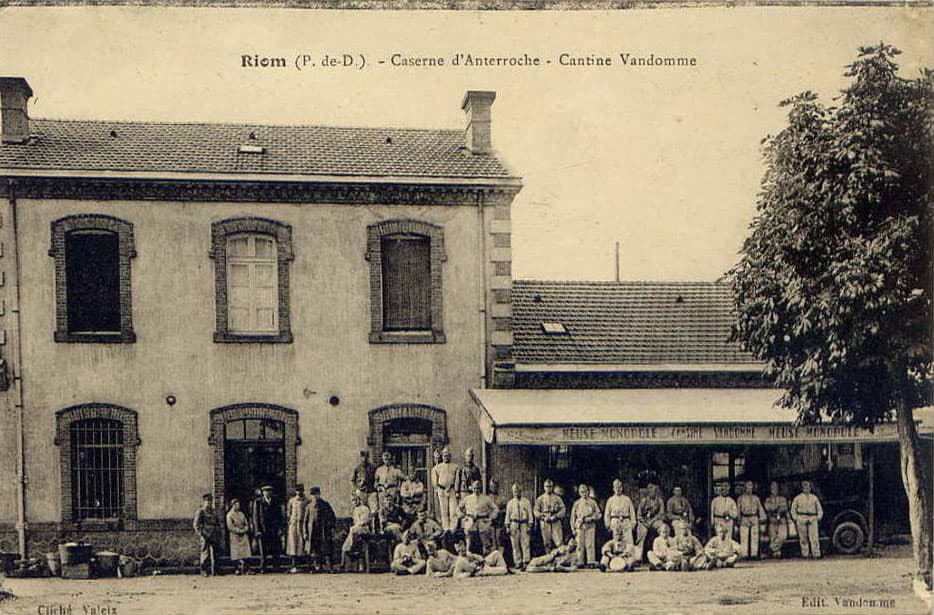 Riom - Caserne d'Anterroche - Cantine Vandomme