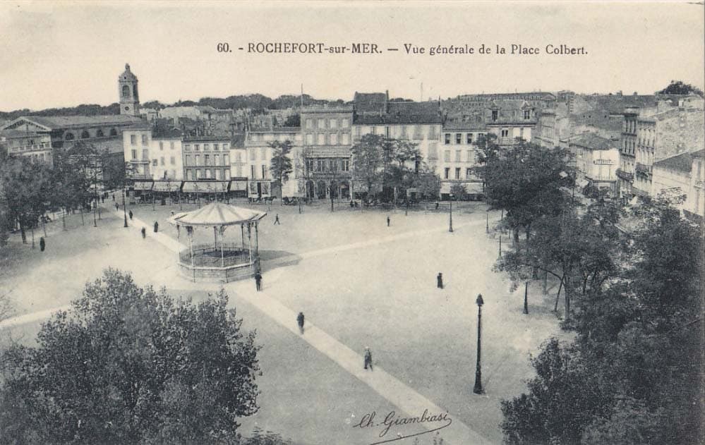 Rochefort sur Mer (17300 - Charente-Maritime) - Vue g�n�rale de la Place Colbert