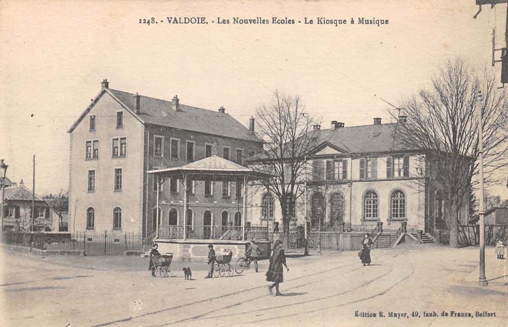Valdoie (90300 - Territoire de Belfort) - Les Nouvelles Ecoles - Le Kiosque � Musique