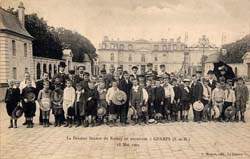 Le Raincy - La Pension Bernon du Raincy en excursion à Champs-sur-Marne en 1905