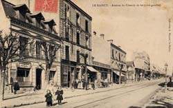 Le Raincy - Avenue du Chemin de Fer en 1906 (c�t� gauche)