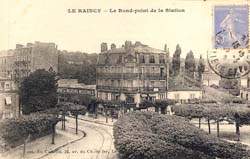 Le Raincy - Le Rond-Point de la Station en 1930 (devenu Place du G�n�ral De Gaulle)