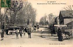 Le Raincy - Boulevard de l'Est, March� du Plateau en 1907