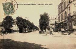 Le Raincy - La Place de la Gare et le Boulevard Galli�ni vers Villemomble