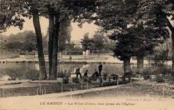 Le Raincy - La pièce d'eau, vue prise de l'Eglise en 1906