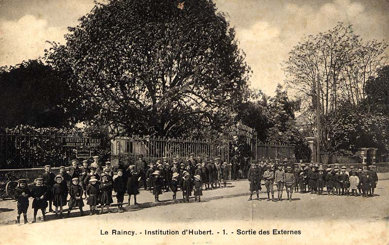 Le Raincy - Institution d'Hubert - Sortie des Externes