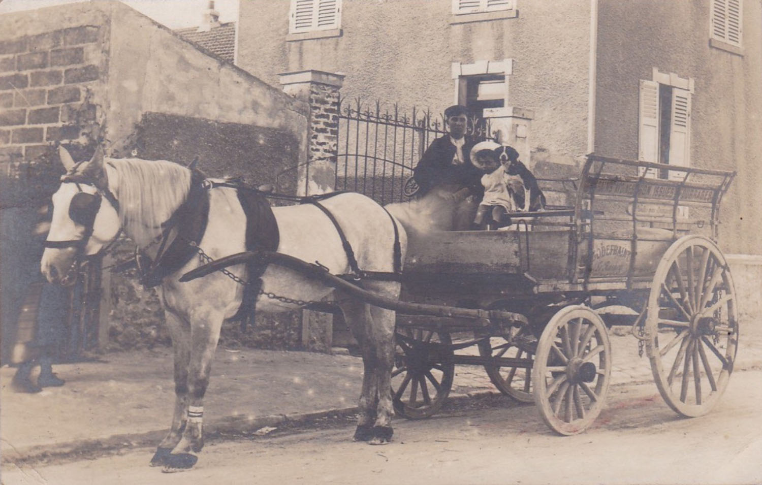 Le Raincy - Attelage de livraison de la Maison Godefraint