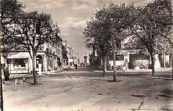 Le Raincy - Le Rond-Point de Montfermeil
