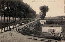 Bondy - Le Lavoir et la perspective du canal de l'Ourq