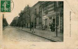 Noisy-le-Sec - Boulevard Gambetta (Au Myosotis) en 1912