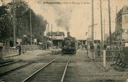 Villemomble - Gare et Passage � niveau en 1906