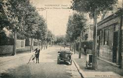 Villemomble - La Poste et l'Avenue Detouche en 1934