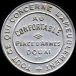 Timbre-monnaie Au Confortable - Place d'Armes - Douai - Tout ce qui concerne l'ameublement - 5 centimes vert sur fond rouge - avers