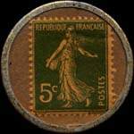Timbre-monnaie Cognac Meukow - Marque d�pos�e - T.D. Shepherd & Cie - 5 centimes vert sur fond dor� verg� - revers