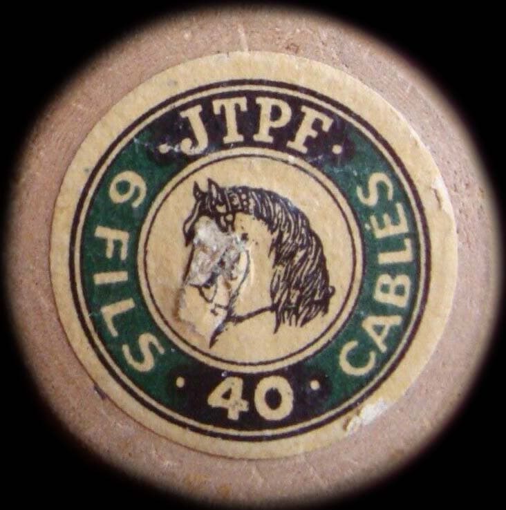 Bobine de fil JTPF numéro 40